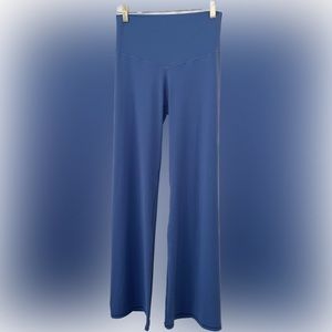 Offline by aerie real me xtra bootcut legging